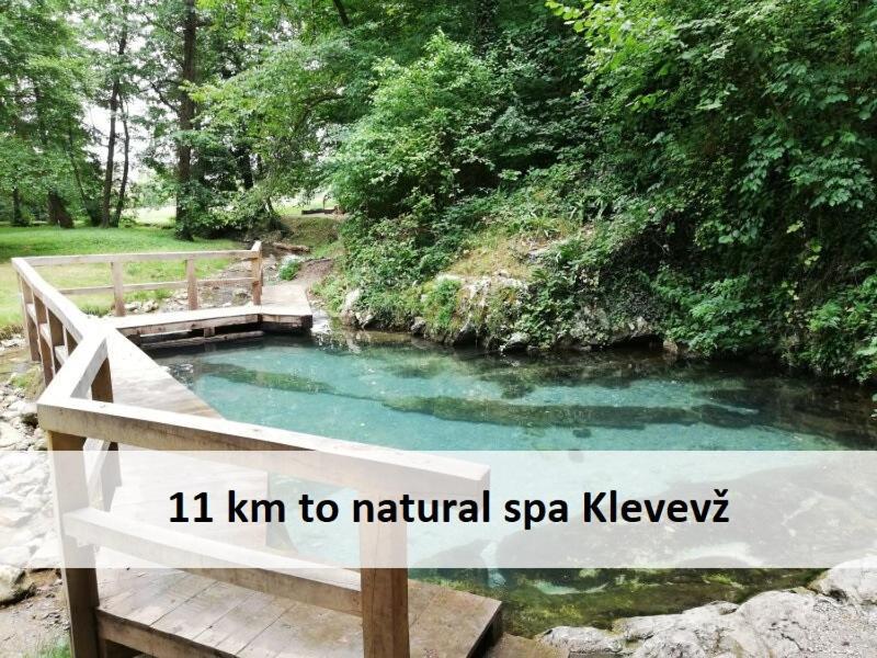 Vineyard Cottage Skatlar Оточец Экстерьер фото