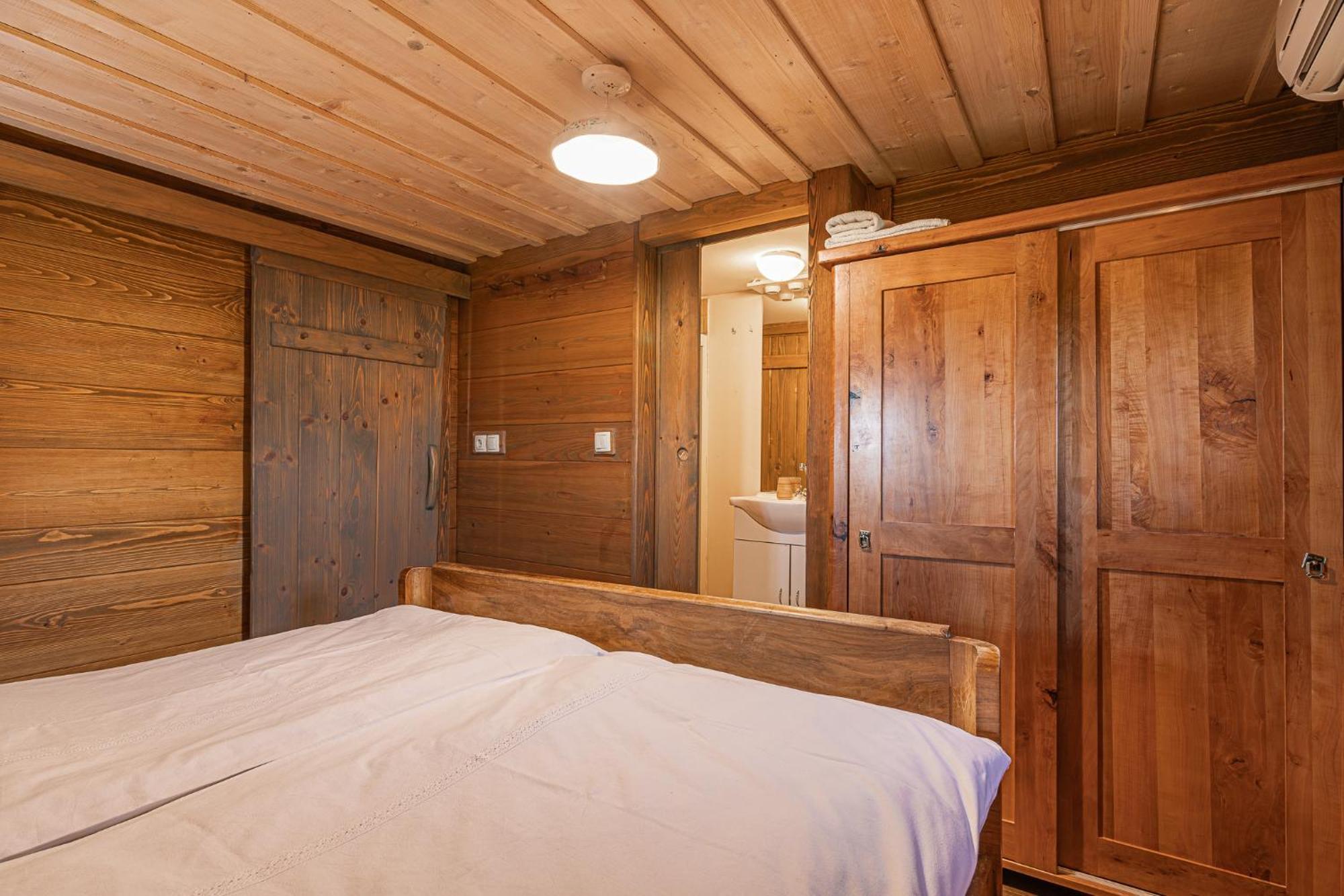 Vineyard Cottage Skatlar Оточец Экстерьер фото